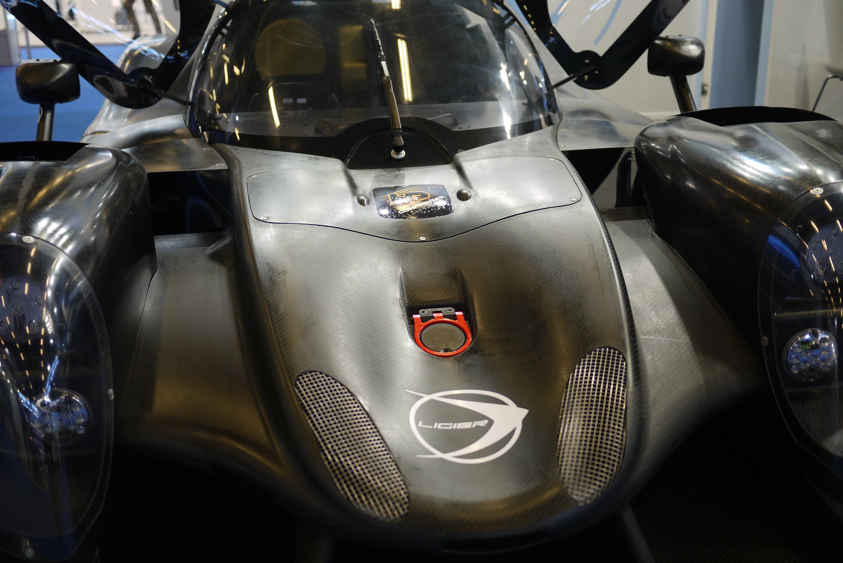 high tech onderaanneming voor automotive toepassingen